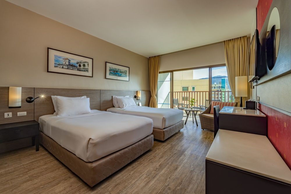 Deevana Plaza Phuket фото 38