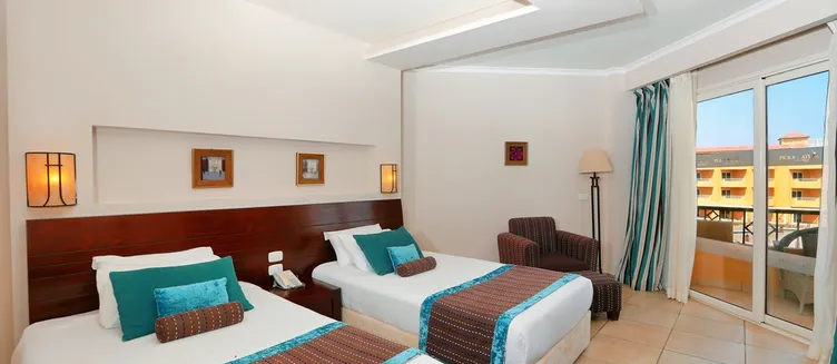 Фото отеля Amwaj Beach Club Abu Soma