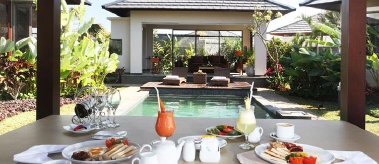 Фото отеля Bali Bay View Suites