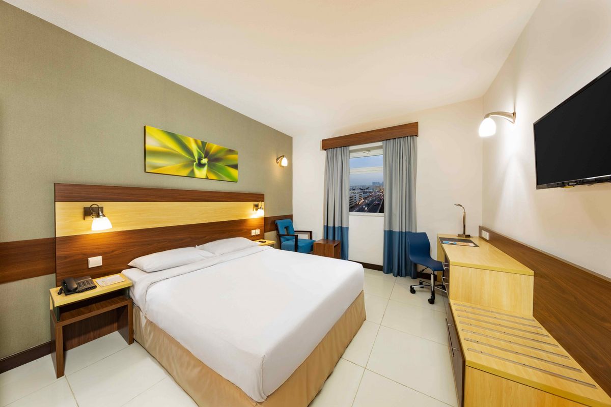 Citymax Hotel Sharjah фото 0