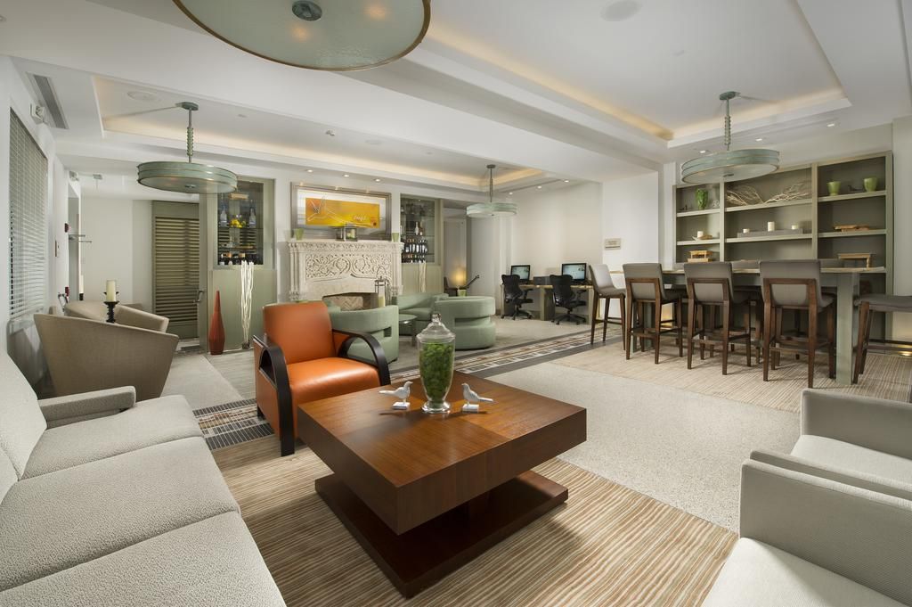 Hilton Garden Inn Miami South Beach-Royal Polo фото 18