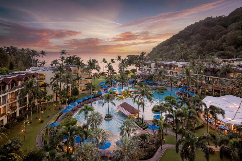Phuket Marriott Resort & Spa Merlin Beach фото 132