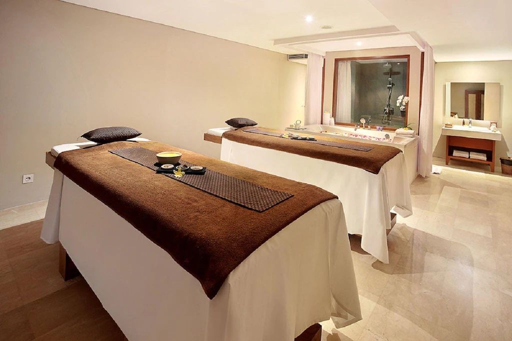 The Bandha Hotel & Suites фото 10