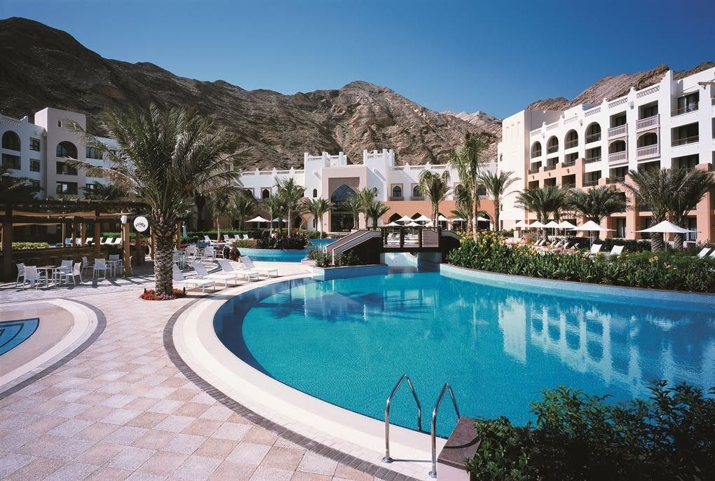 DoubleTree by Hilton Muscat Al Waha фото 6