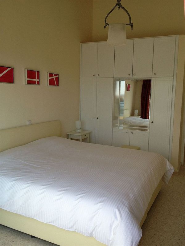 Vrachia Beach Hotel & Suites фото 41