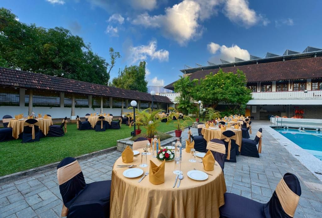 Casino Hotel - Cgh Earth, Cochin фото 72