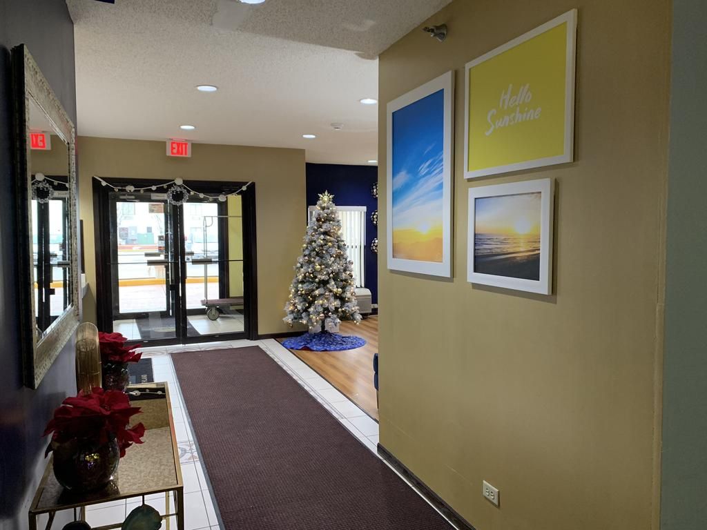Days Inn & Suites by Wyndham Harvey / Chicago Southland фото 6