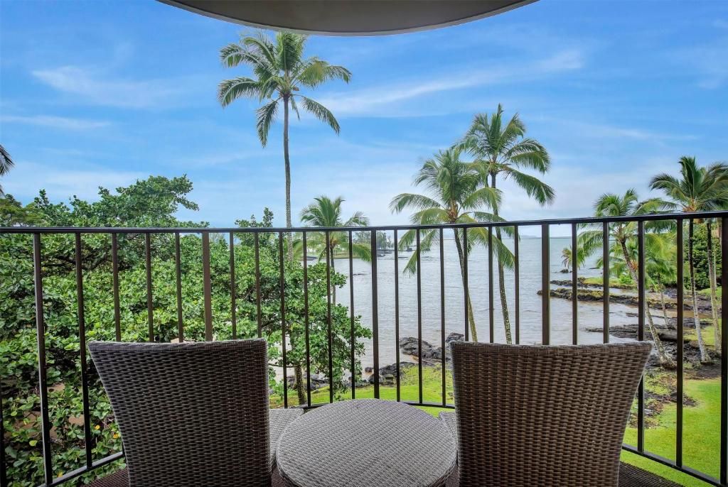 Castle Hilo Hawaiian Hotel фото 43