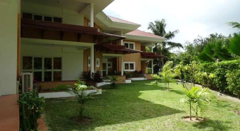 Cote d'Or Self Catering Apartments фото 0