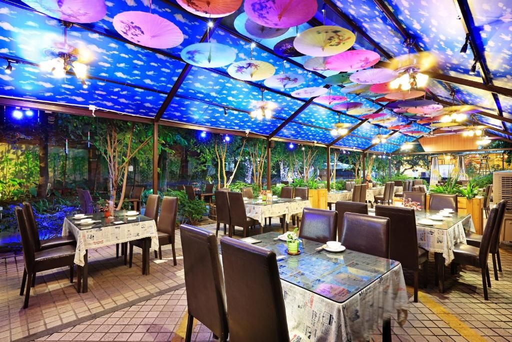 Royal Garden Hotel Guangzhou фото 68