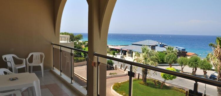 Фото отеля SEA MELODY BEACH HOTEL AND APARTMENTS