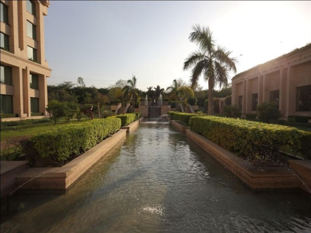 The Grand New Delhi Hotel фото 10