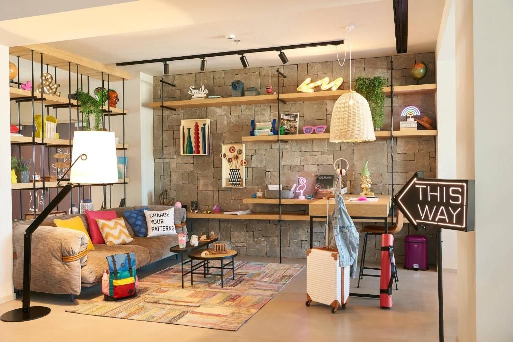Moxy Patra Marina фото 6