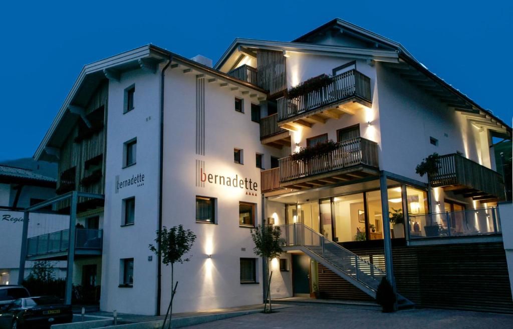 Hotel Garni Bernadette фото 3