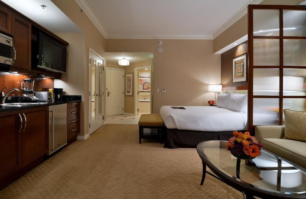 The Signature at MGM Grand - All Suites фото 13