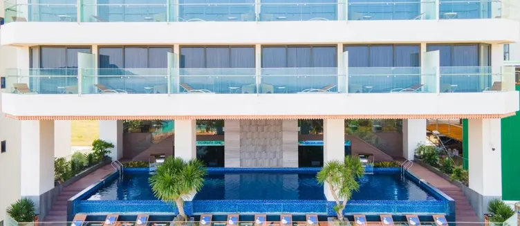 Фото отеля Queen Ann Hotel