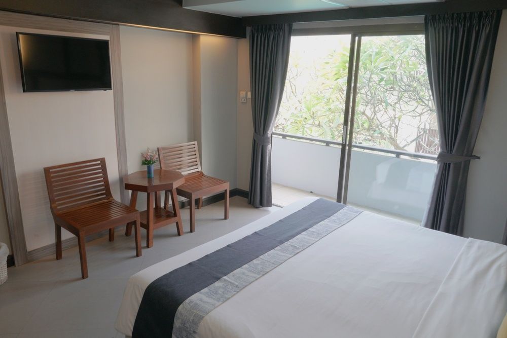 Sea Breeze Jomtien Resort фото 93