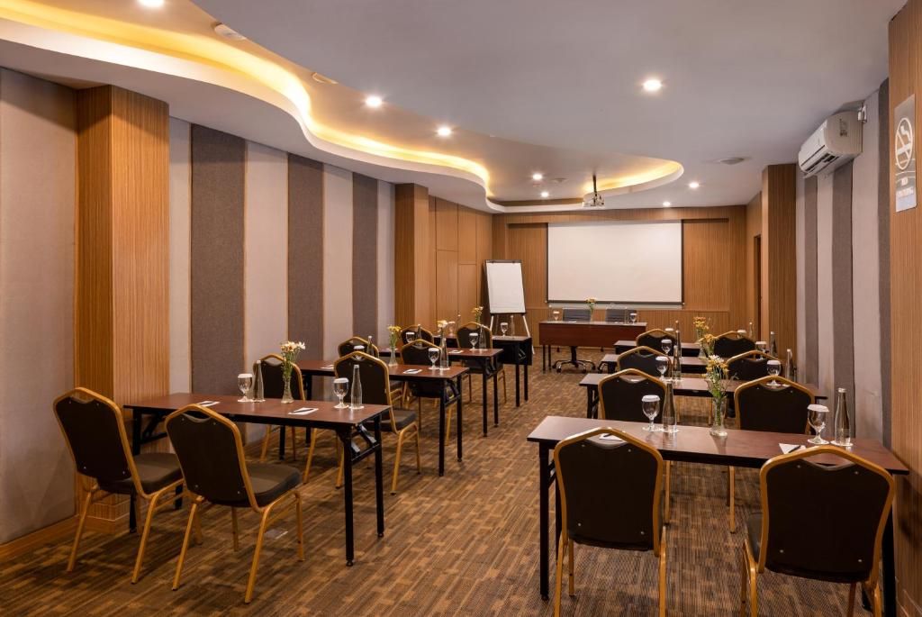 Taksu Sanur Hotel фото 31