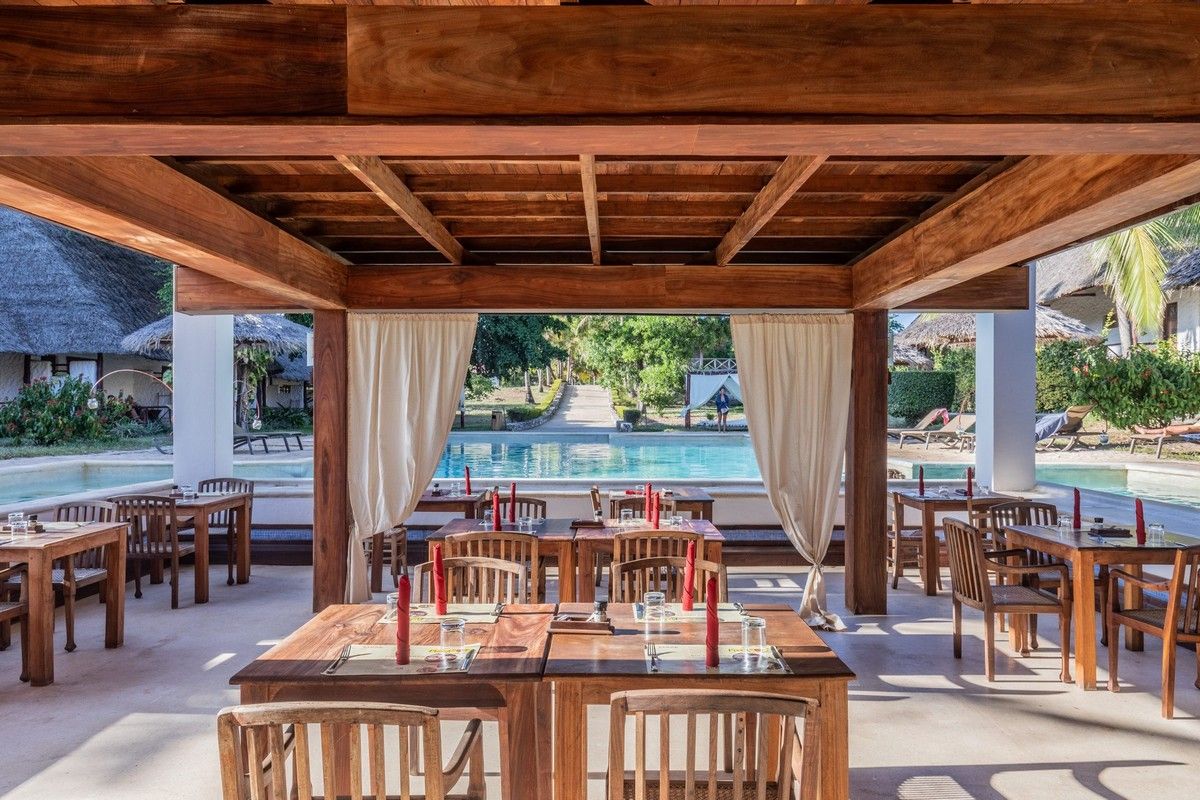 Karafuu Beach Resort фото 18