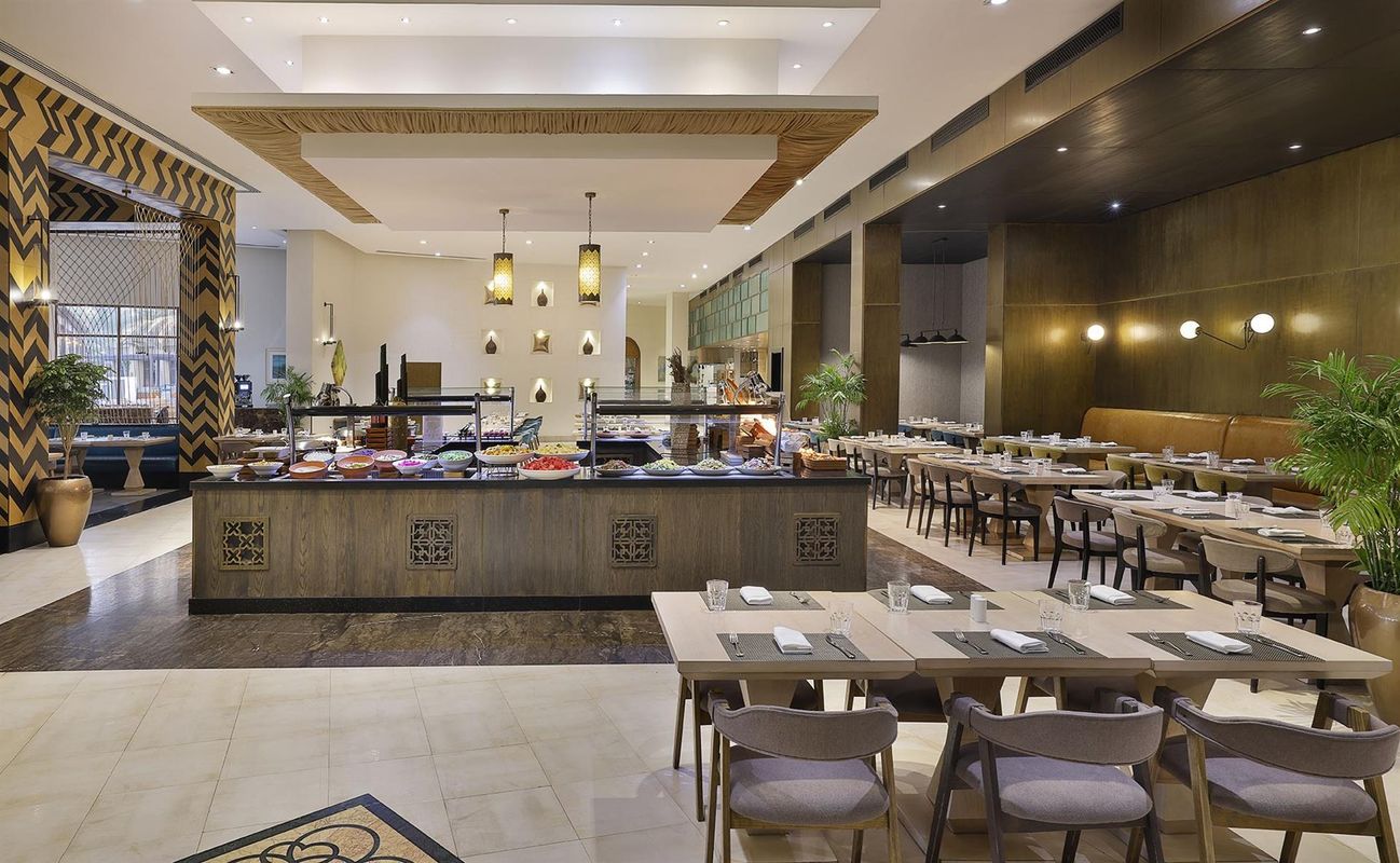 DoubleTree by Hilton Resort & Spa Marjan Island фото 14