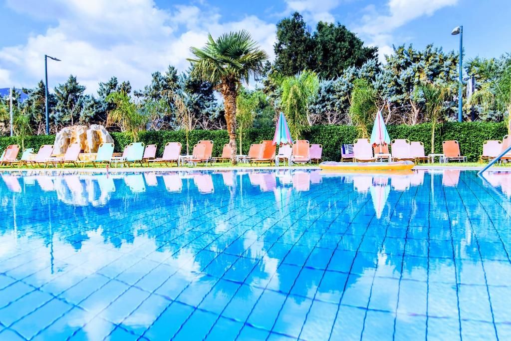 Yiannis Manos Hotel фото 11