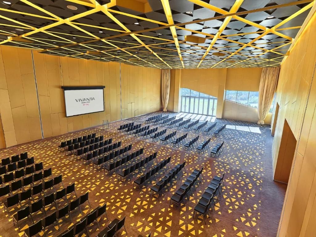 Vivanta by Taj - Dwarka, New Delhi фото 22