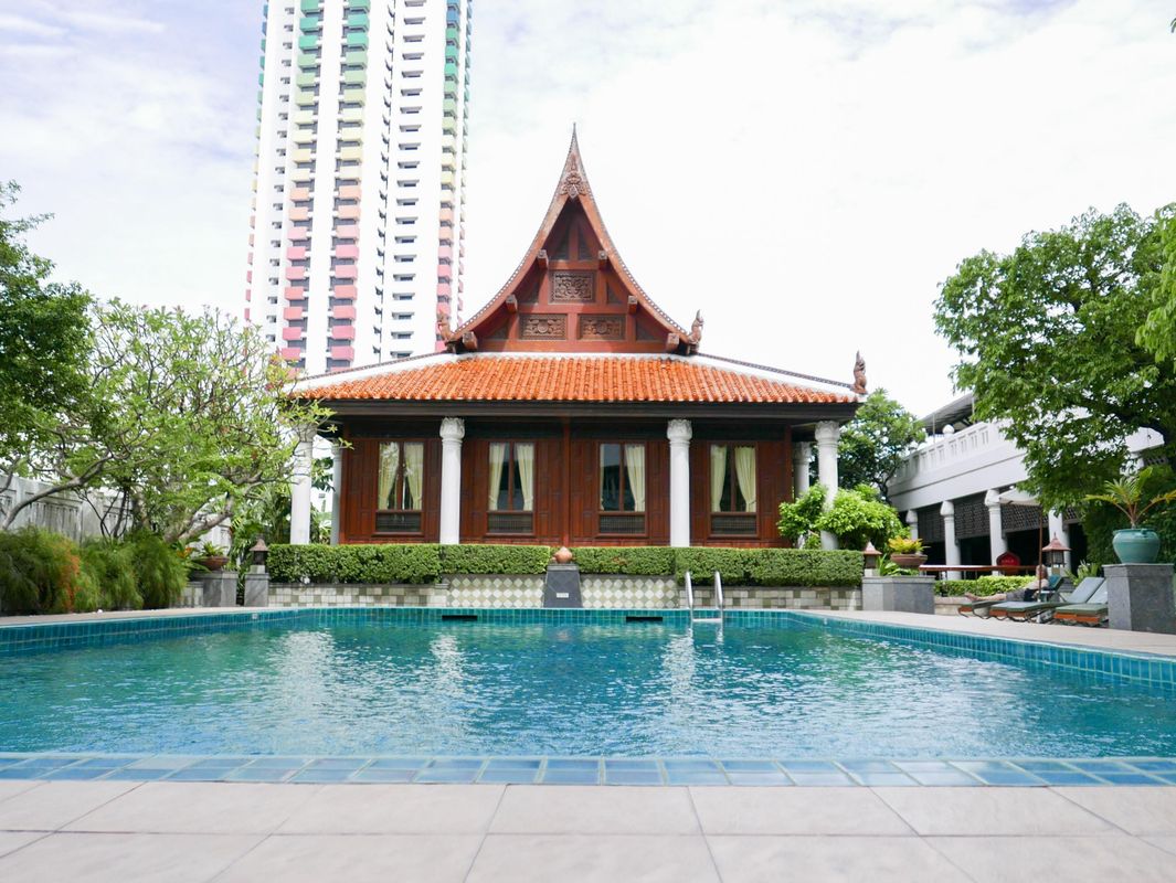 Indra Regent Hotel фото 21