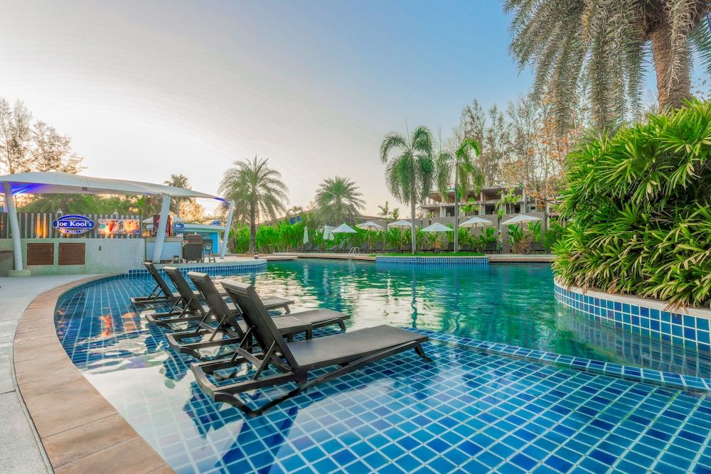 Holiday Inn Resort Phuket Karon Beach фото 70