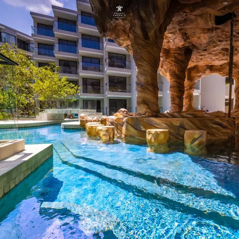Phuket Emerald Beach Resort фото 33