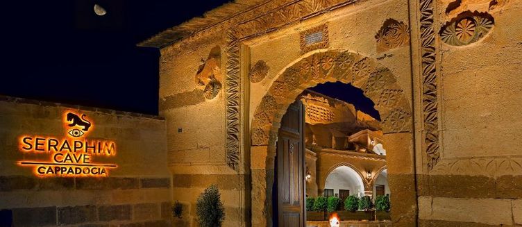 Фото отеля Seraphim Cave Hotel