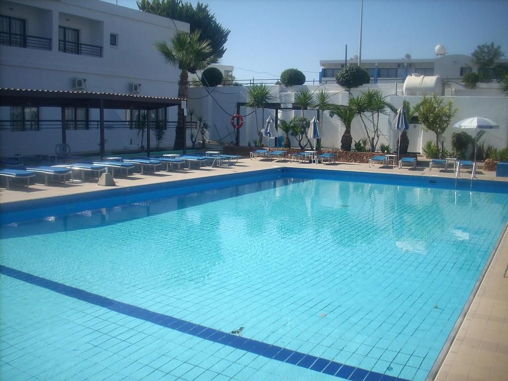 Konnos Bay Hotel Apartments фото 0