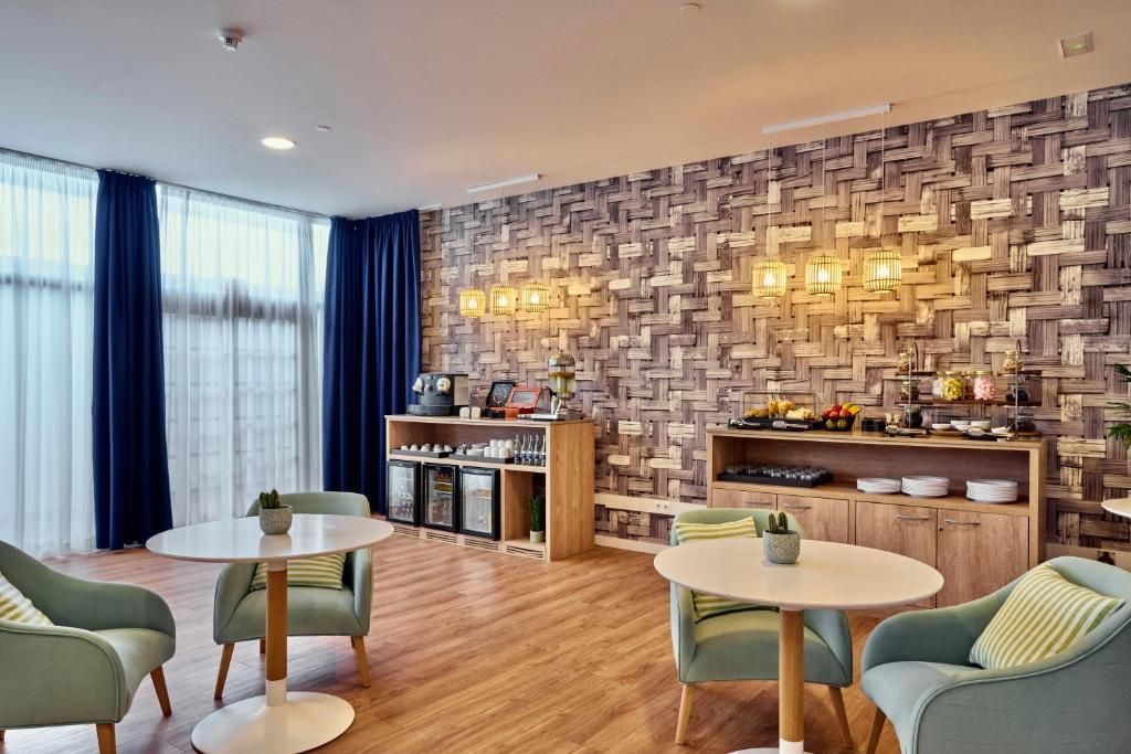 Hotel Diamante Suites фото 42