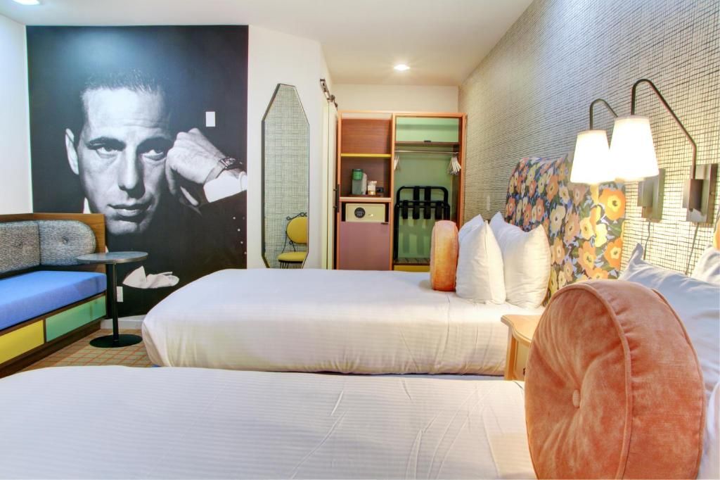 Best Western PLUS Hollywood Hills Hotel фото 32