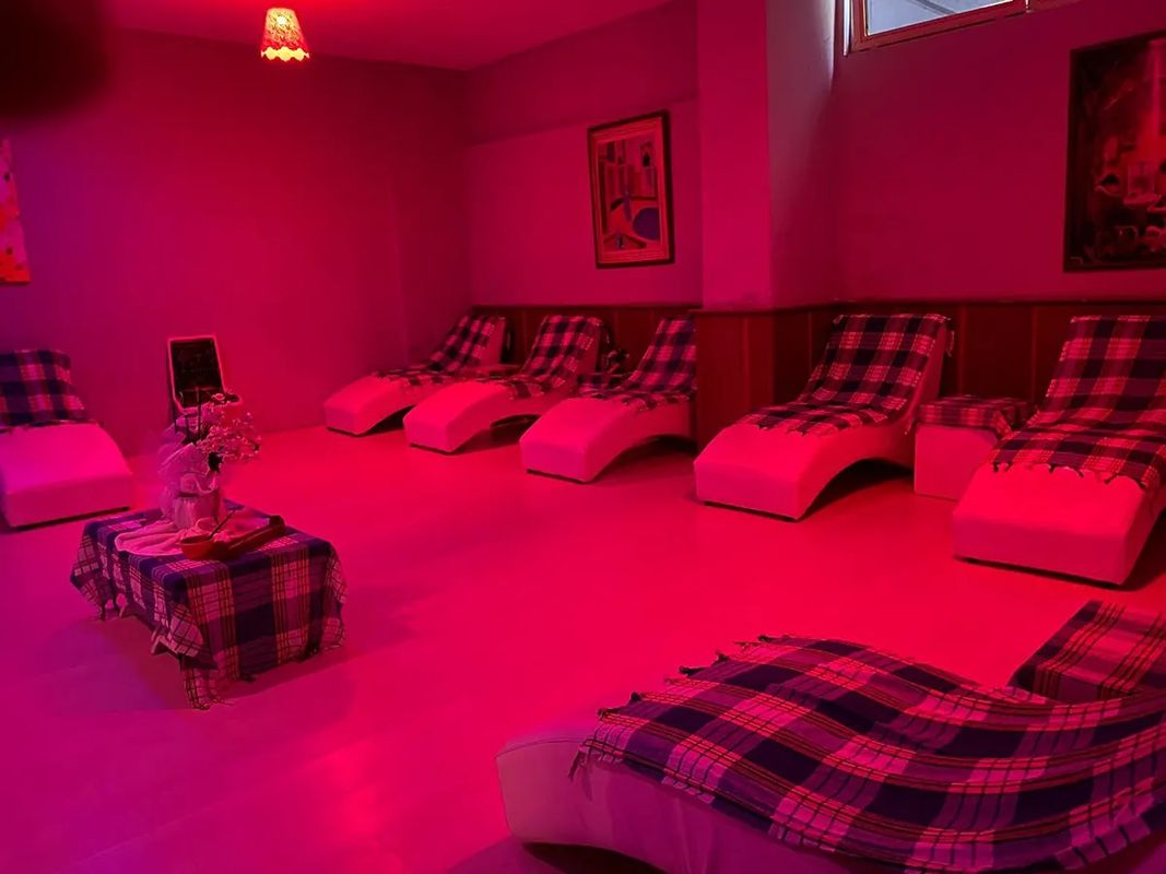 Caprice Beach Hotel фото 18