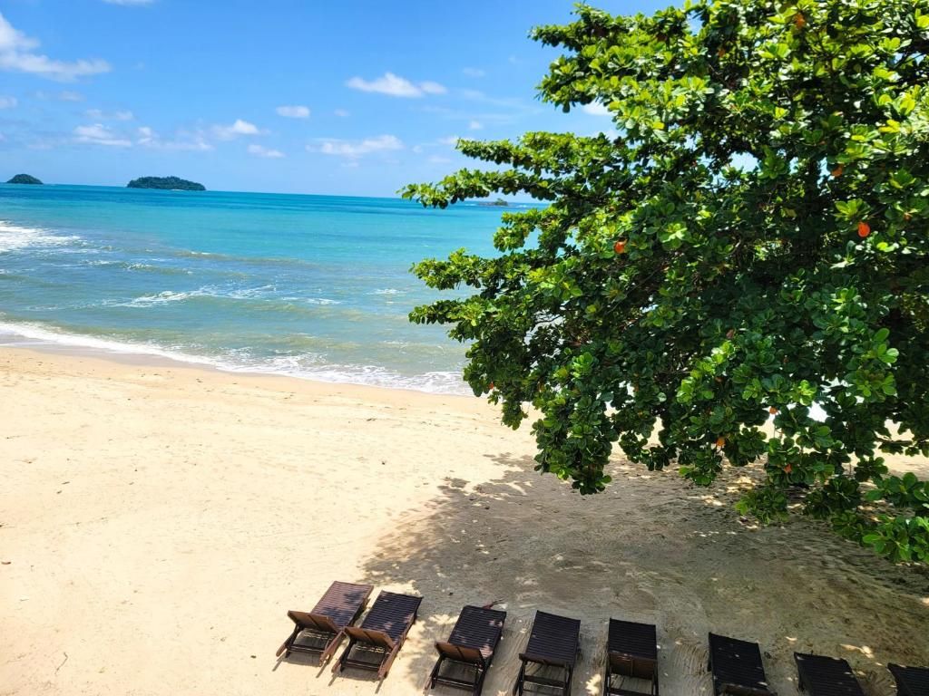 Koh Chang Cliff Beach Resort фото 63