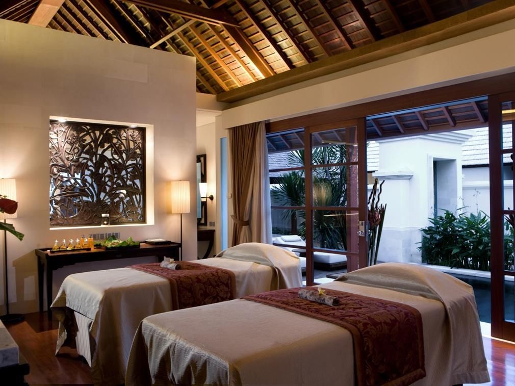 The Royal Santrian Luxury Beach Villas фото 35