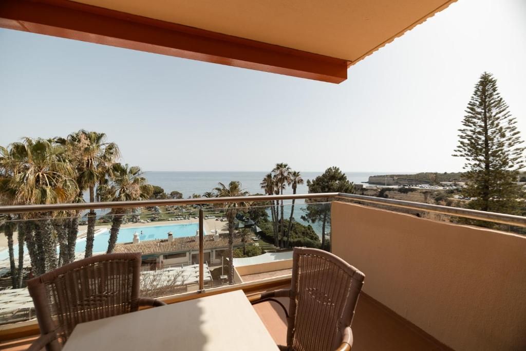 Pestana Viking Beach and Spa Resort фото 17