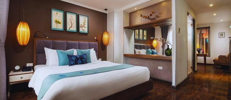 Фото отеля Hotel Emerald Waters Classy