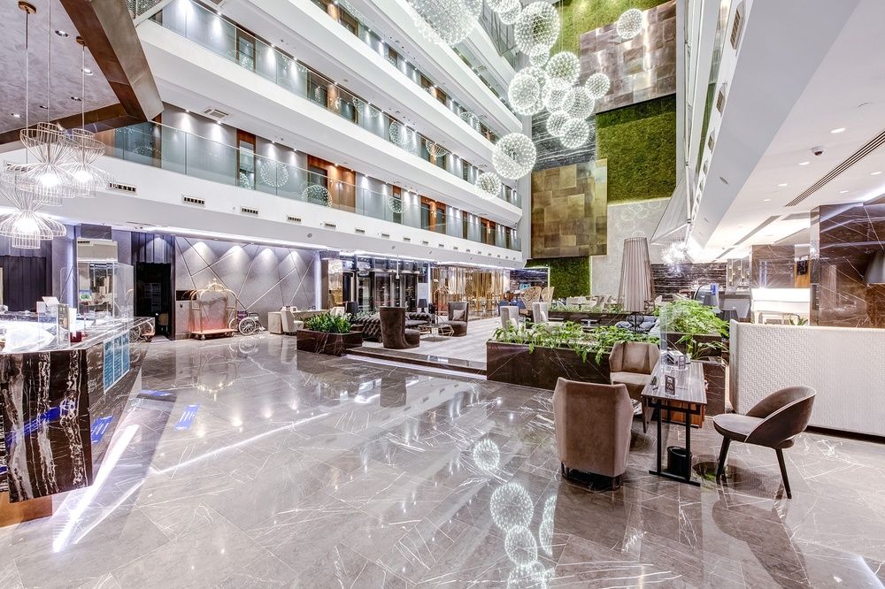 DoubleTree by Hilton Istanbul - Piyalepasa фото 45