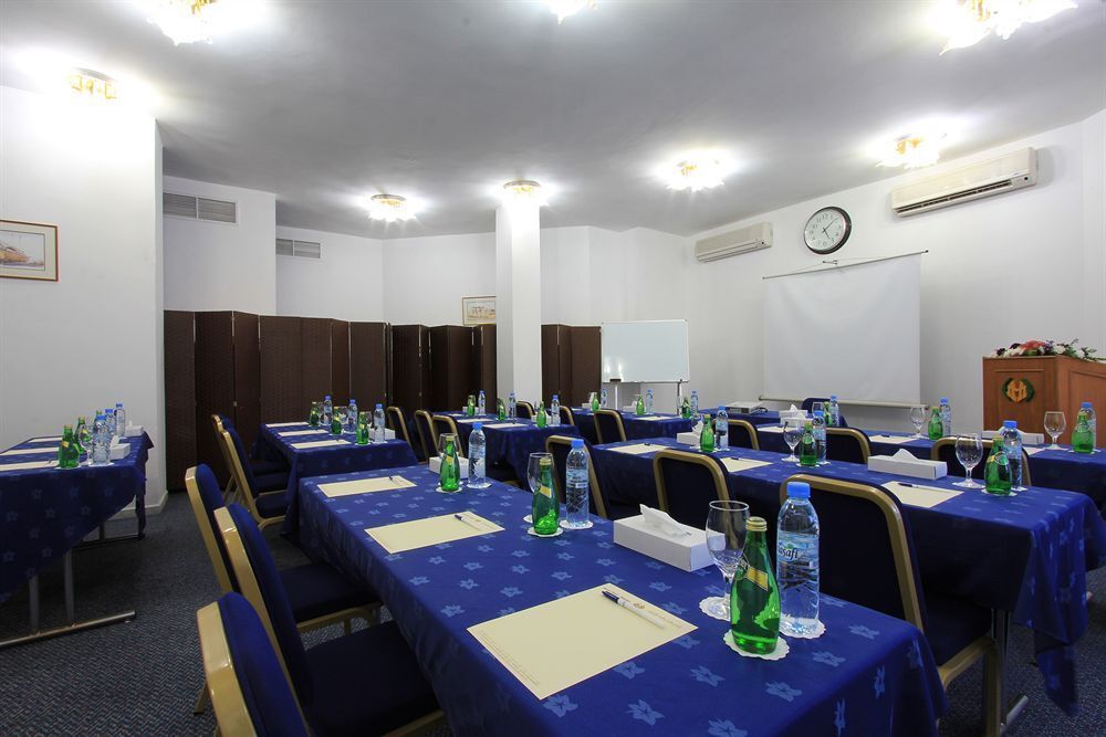 Beach Hotel Sharjah фото 17