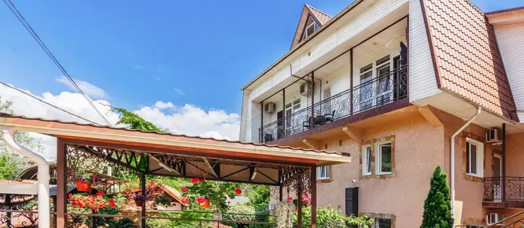 Фото отеля Гостевой дом «У Оксаны», на Пионерской