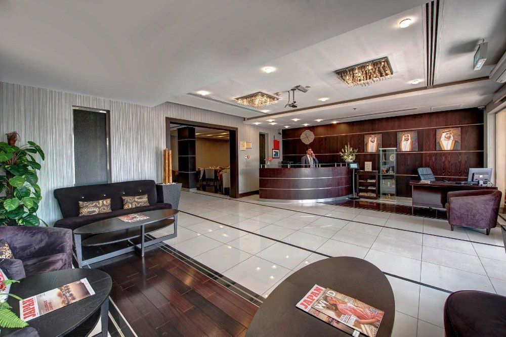 Beach Hotel Apartment фото 26
