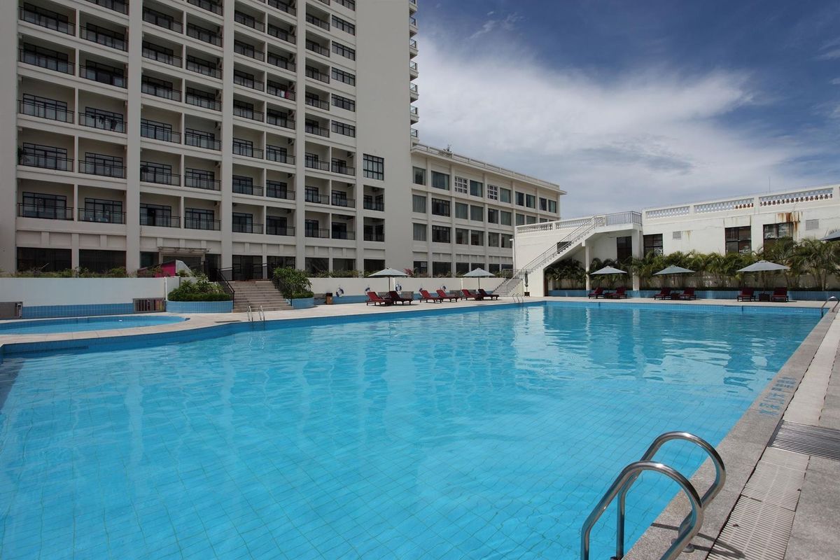 Sanya International Hotel фото 0