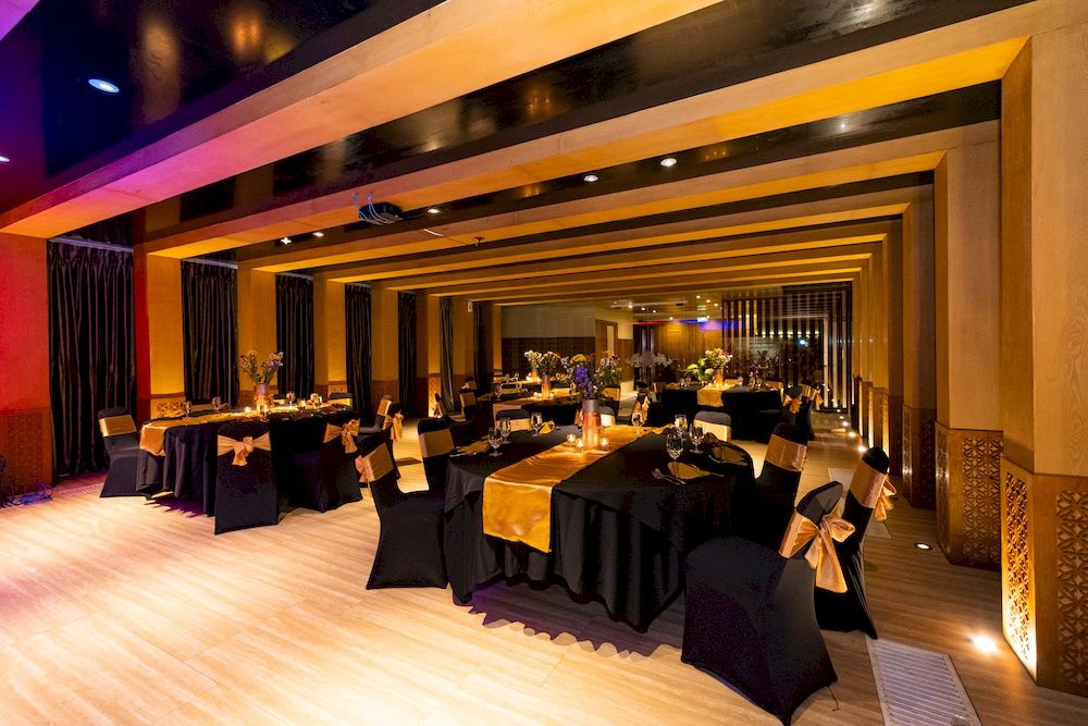 Vouk Hotel & Suites фото 94