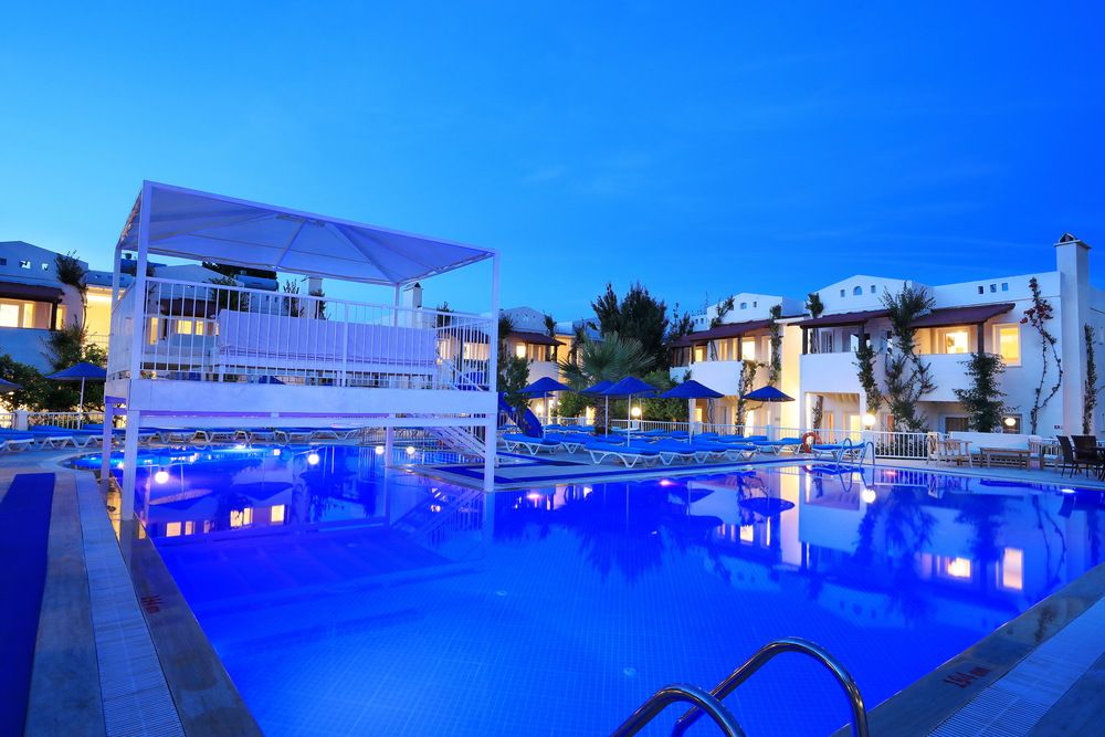 Апарт-отель «Summer Garden Suites & Beach» фото 4