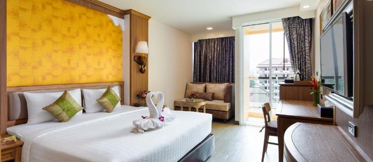 Фото отеля Aiyara Palace Hotel