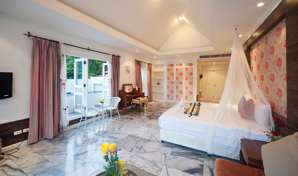 Amala Grand Bleu Resort фото 45