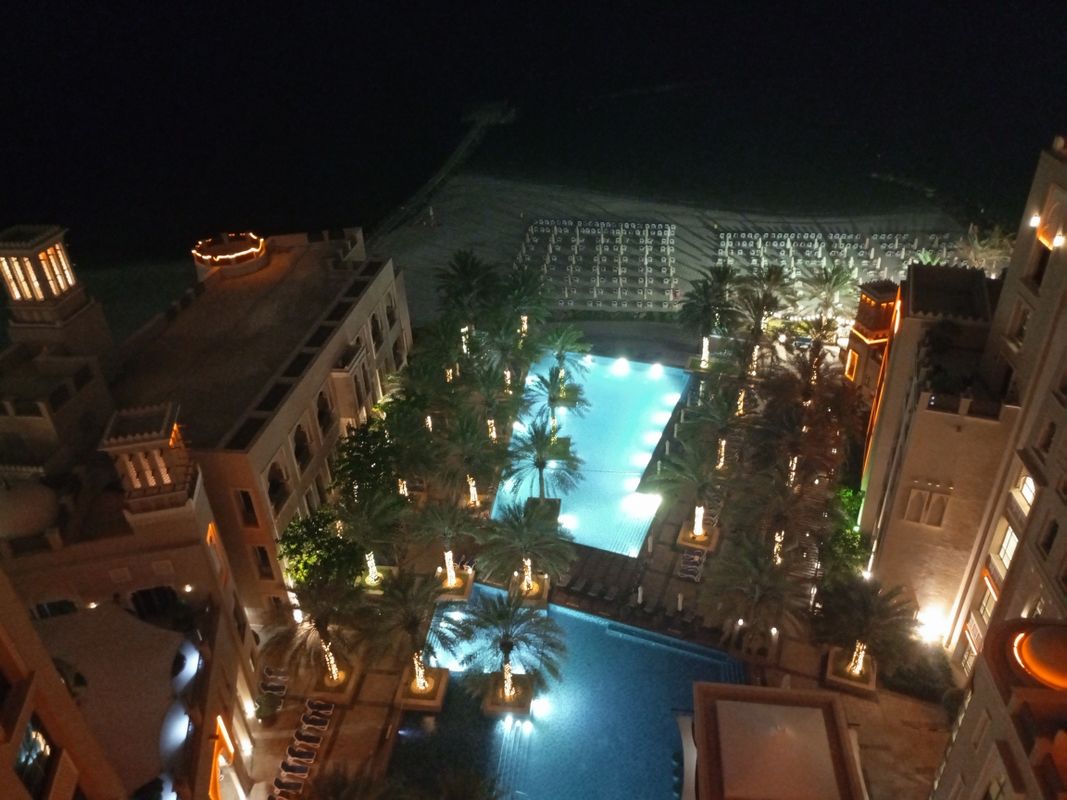 Sheraton Sharjah Beach Resort & Spa фото 100