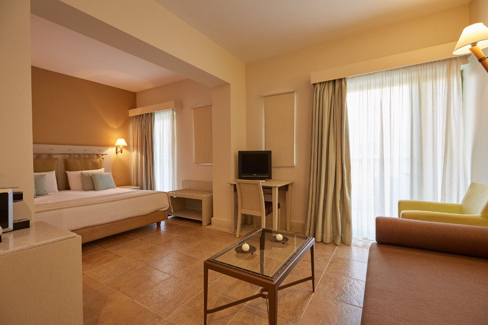 Giannoulis - Grand Bay Beach Resort (Exclusive Adults Only) фото 38