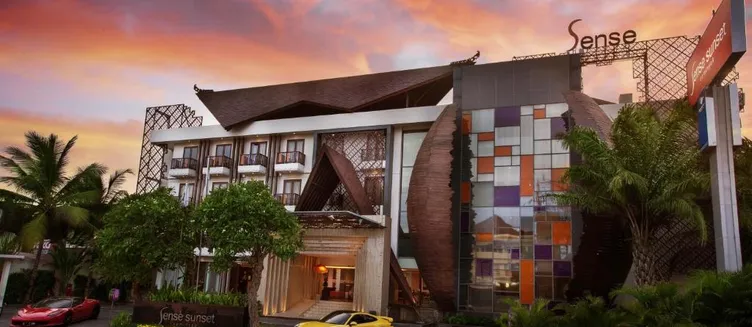 Фото отеля Sense Sunset Hotel Seminyak